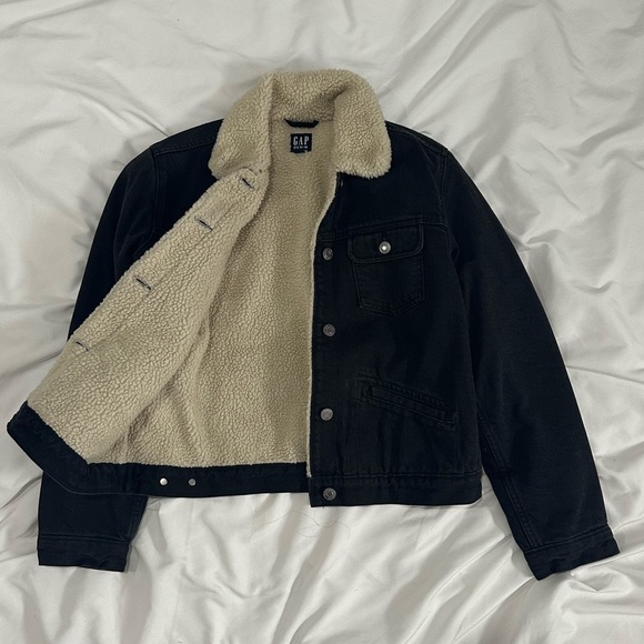 Gap Jean Jacket - Picture 2 of 3